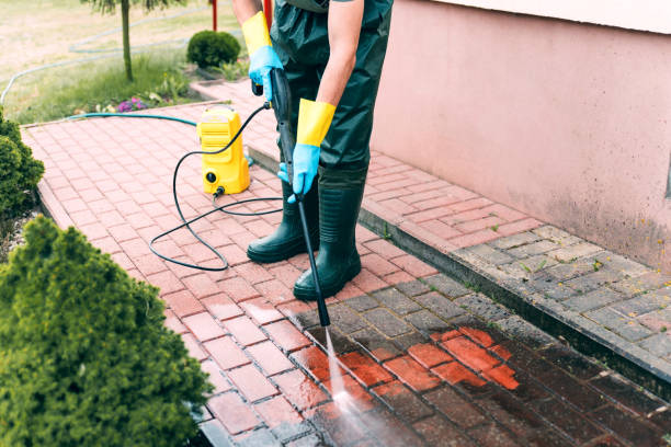 Post-Construction Pressure Washing in Sumner, IL